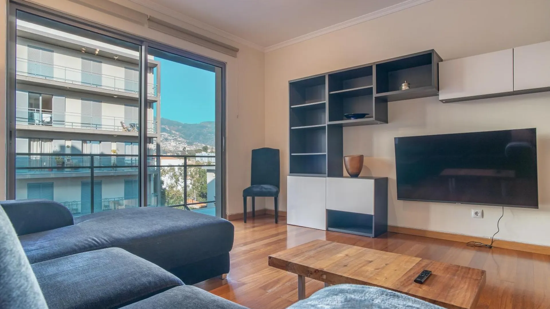 Barreiros Residence View Funchal  Funchal (Madeira)